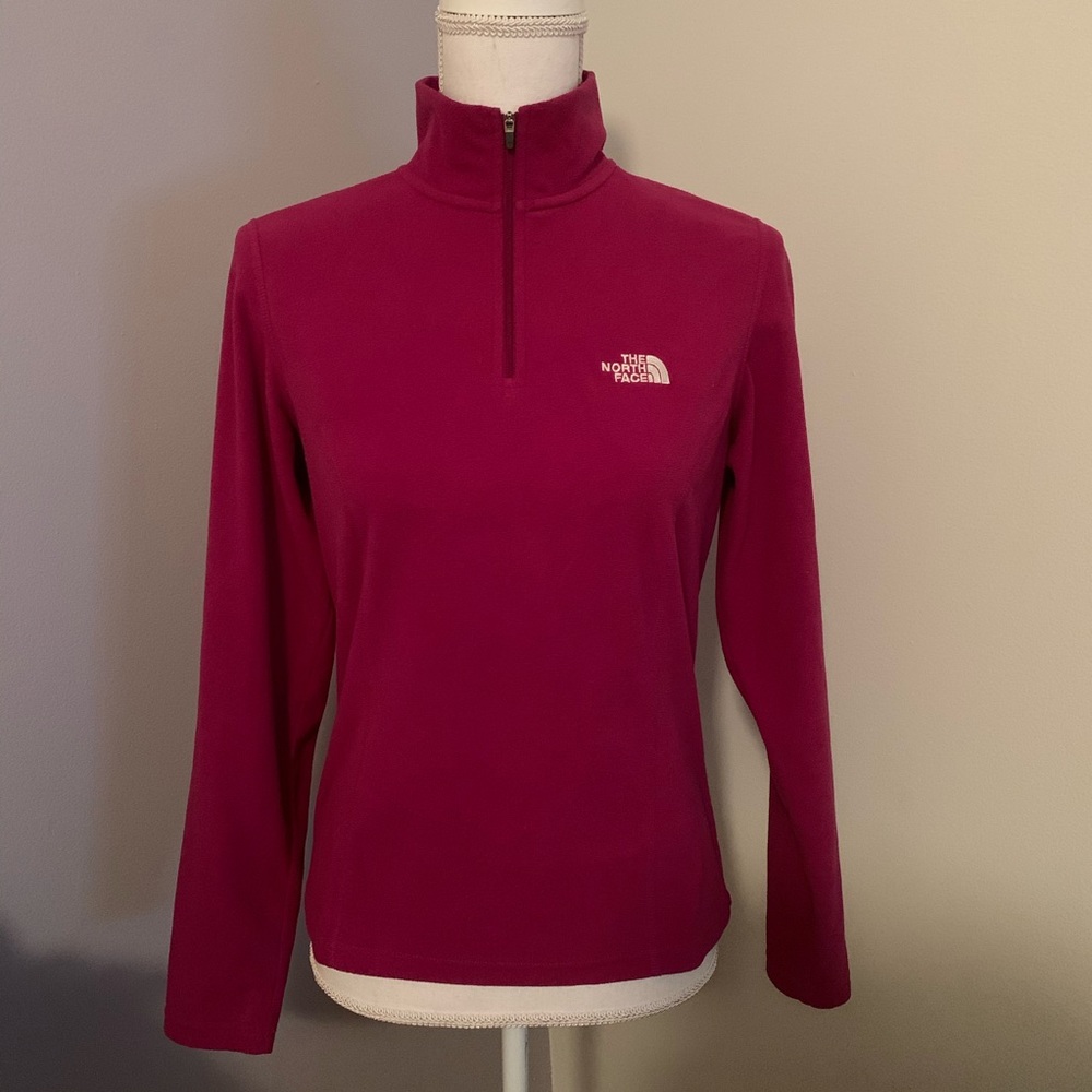 The North Face Pullover top 1/4" zip magenta SP
